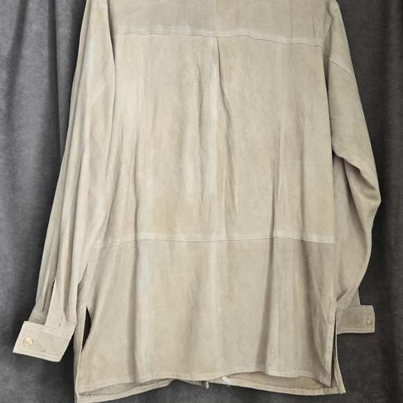 Beige Button-Up Shirt - Picture 2 of 5